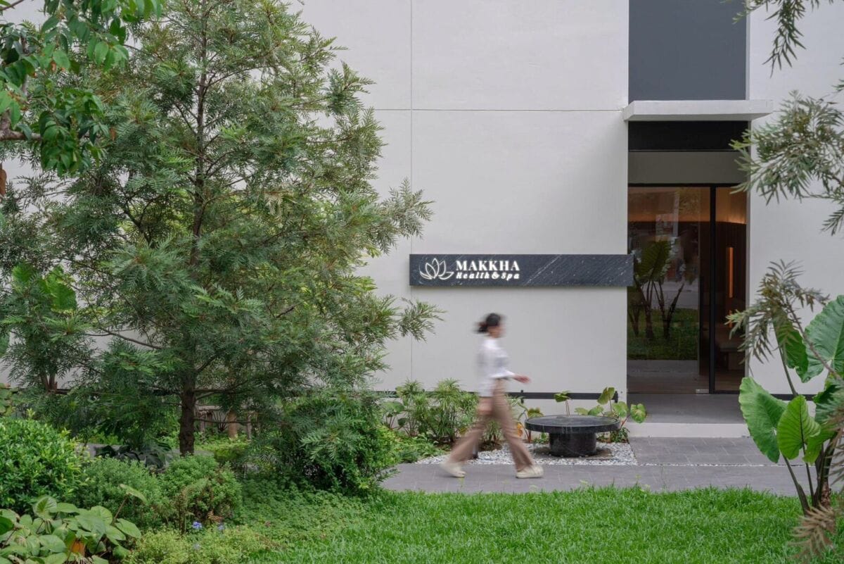 makkha-spa spa-entrance health-spa modern-landscaping