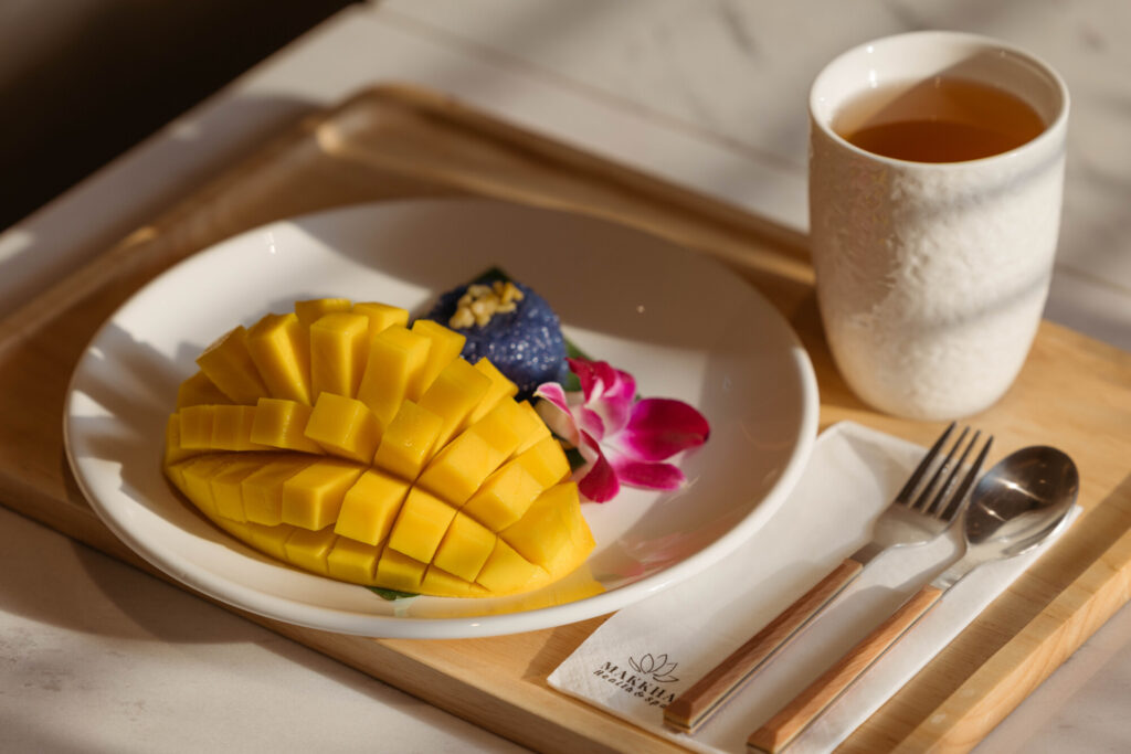 mango served before massage