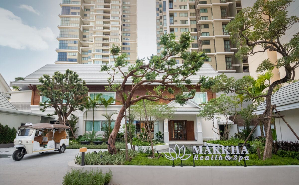 makkha spa sukhumvit 24 front