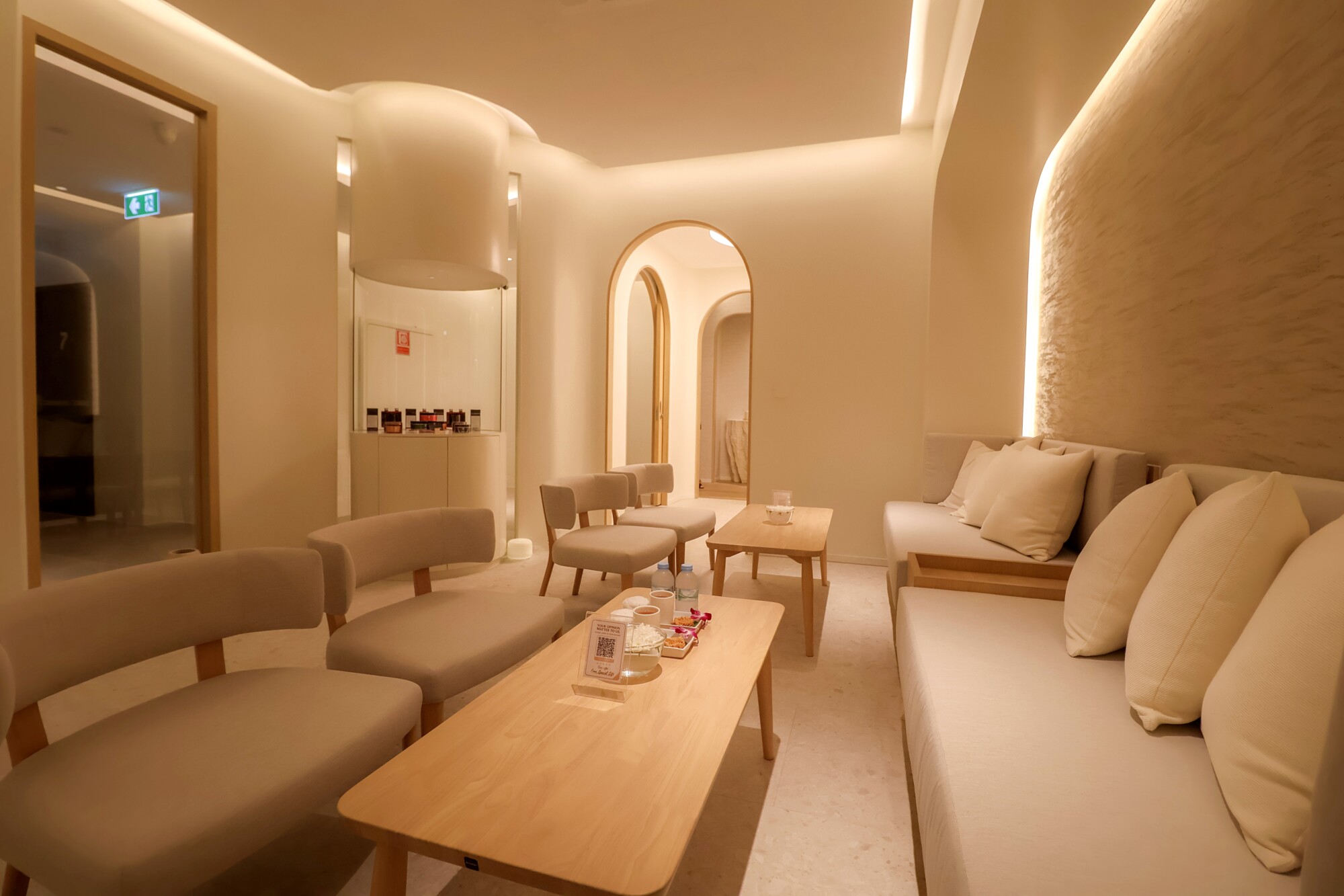 makkha spa ploenchit bangkok lobby