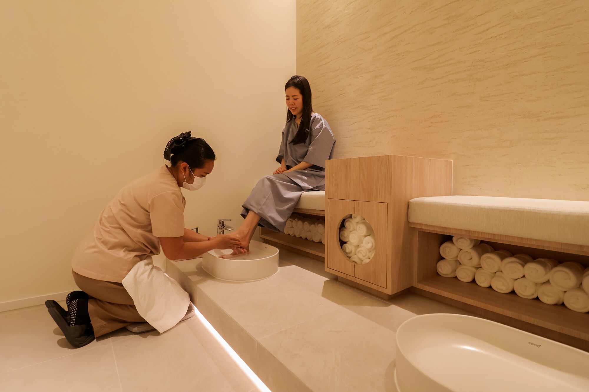 makkha spa ploenchit bangkok