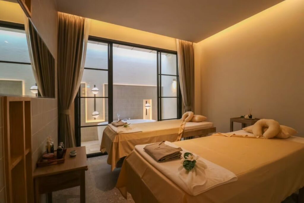 makkha-spa spa-room massage-beds wellness-center