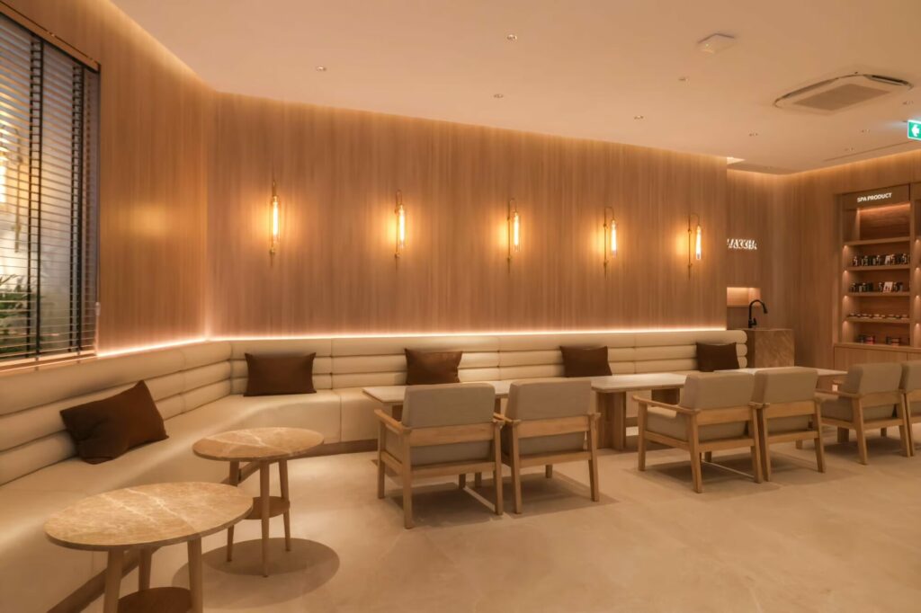 makkha-spa spa-waiting-area interior-design wood-paneling