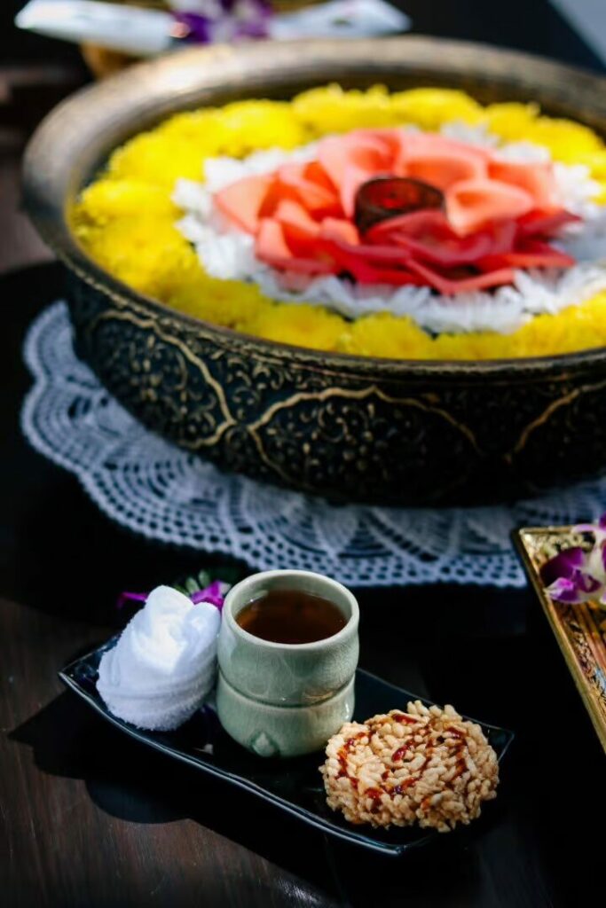 makkha-spa spa-decor thai-tea floating-flowers