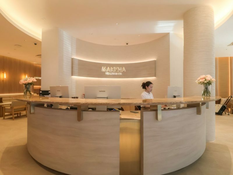 makkha-spa spa-reception-desk luxury-interior-design health-and-spa